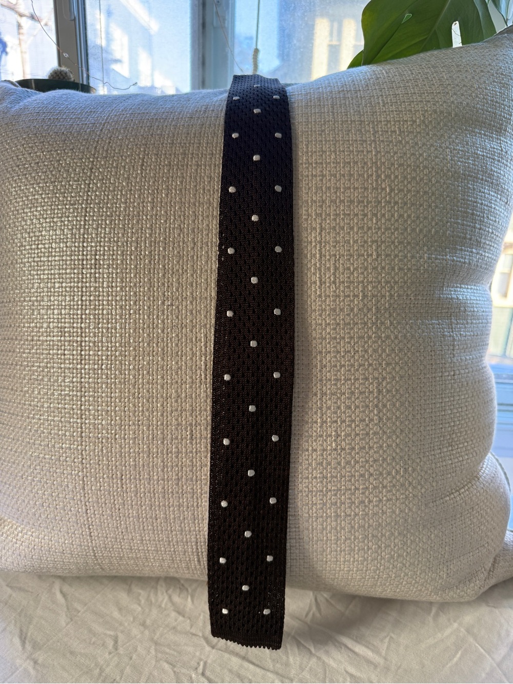 NWT Suitsupply Brown Silk Linen Knit Tie White Polka Dot Textured Slim
